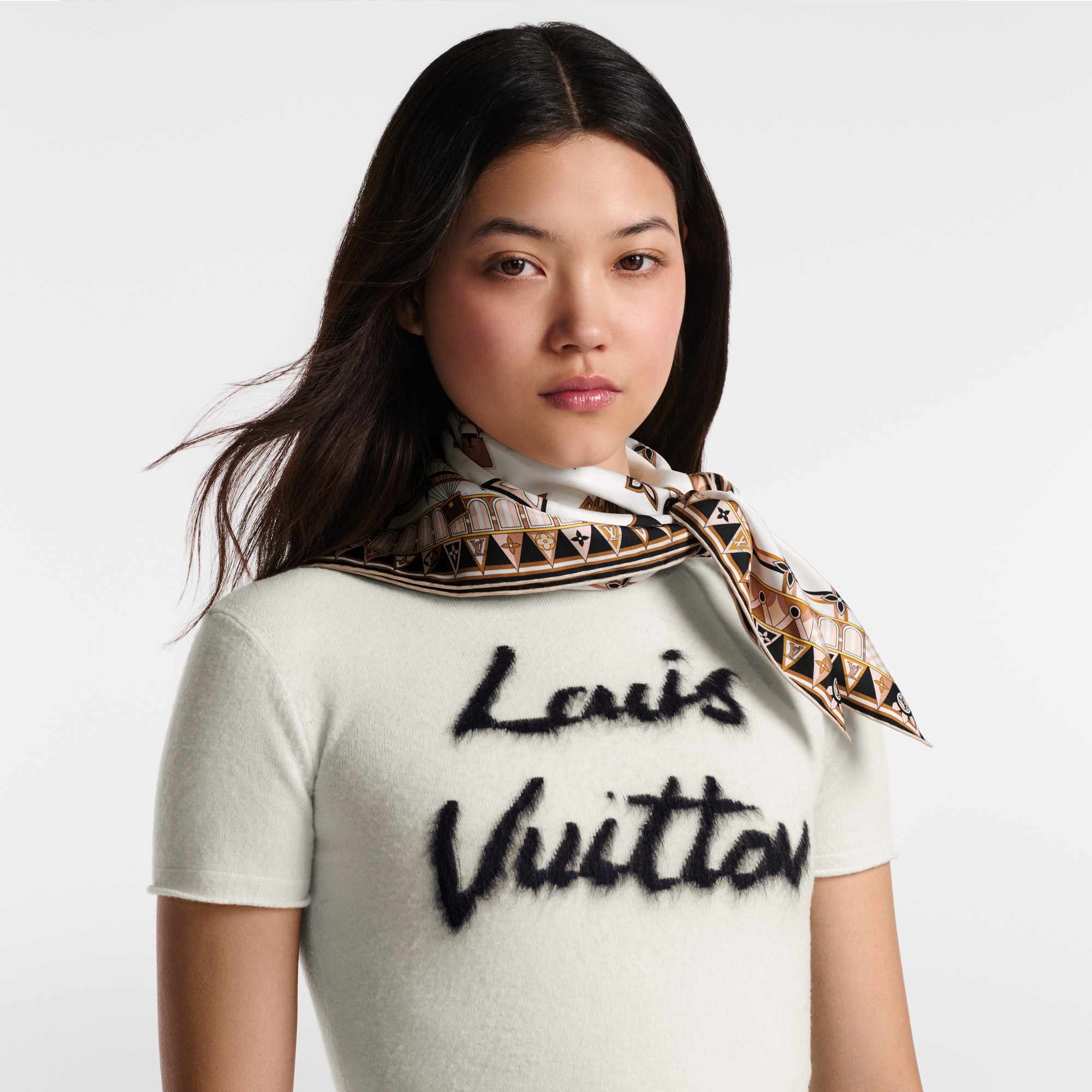 【70cm×70cm】LOUIS VUITTON シルクスカーフ 中古・古着通販】LOUIS VUITTON (ルイ ヴィトン) シルクスカーフ